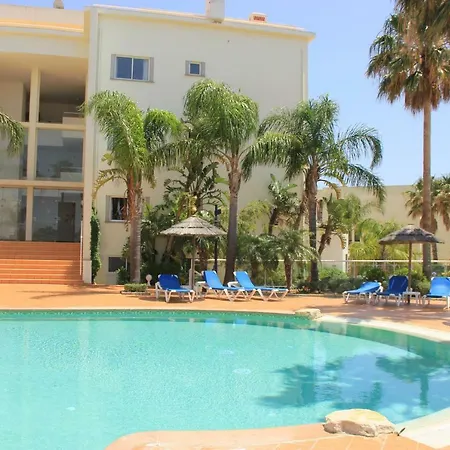 Mos In Porto Mos * Lagos